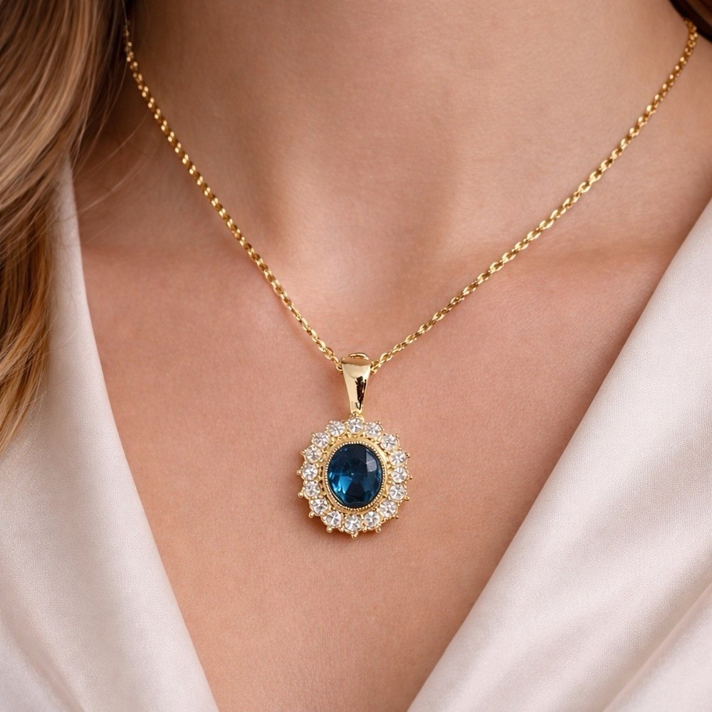 Gold Tone Blue Oval Rhinestone Halo Pendant Necklace Elegant Vintage Style